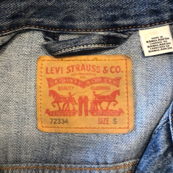 Men’s Levi’s jacket - Picture 3 of 3
